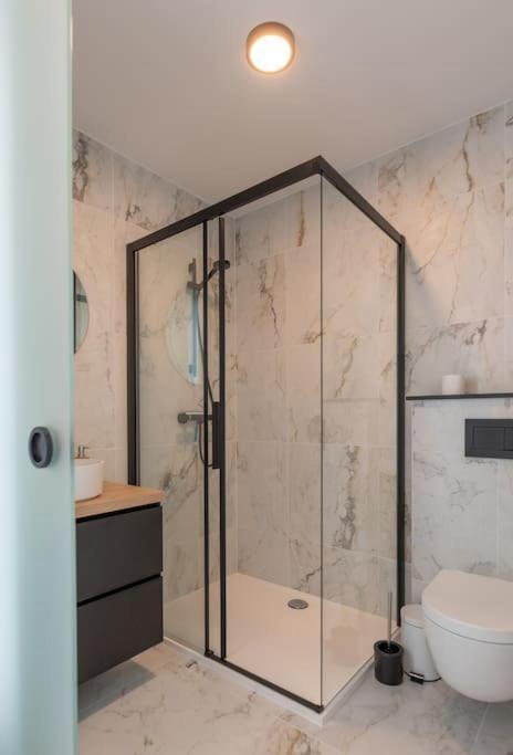 Superbe Appartement avec Parking Malmedy Extérieur photo
