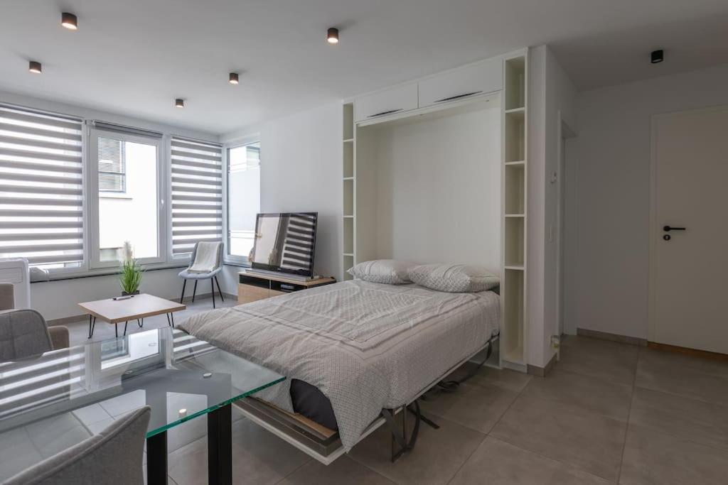 Superbe Appartement avec Parking Malmedy Extérieur photo